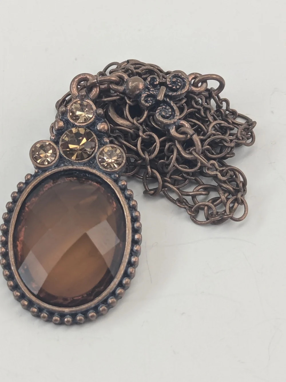 Rose Gold Faceted Pendant Necklace - Elegant Women's Jewelry - Picture 5 of 9